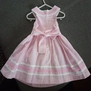 Girl's dress 2T